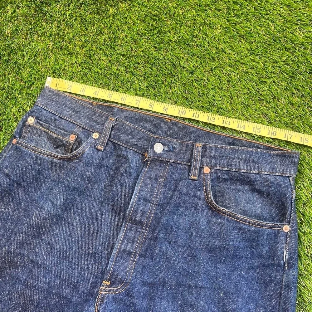 Vintage Levis 501 XX 1993 Fuzzy Denim Made USA Selvedge Feel Dark Wash W36x32